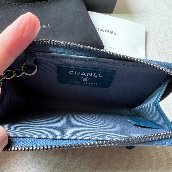 Chanel Zipped Key Card Holder - Picture 6 of 10